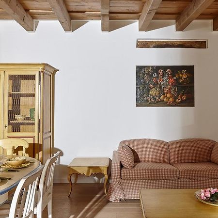 Joivy Charming Apartment Centre Of Como Eksteriør billede