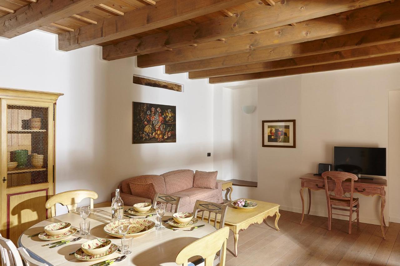 Joivy Charming Apartment Centre Of Como Eksteriør billede